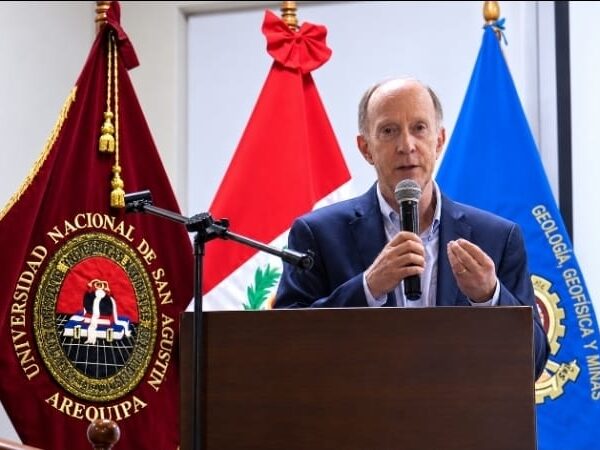 Perú debe convertir minerales críticos en ventaja estratégica