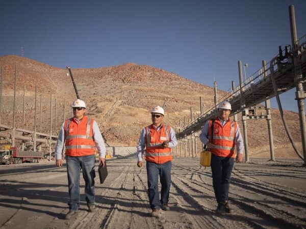 Minería bate récord de empleo y región Arequipa lidera con 44.486 trabajadores